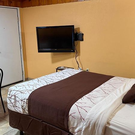 Apple Inn Motel Chelan Dış mekan fotoğraf