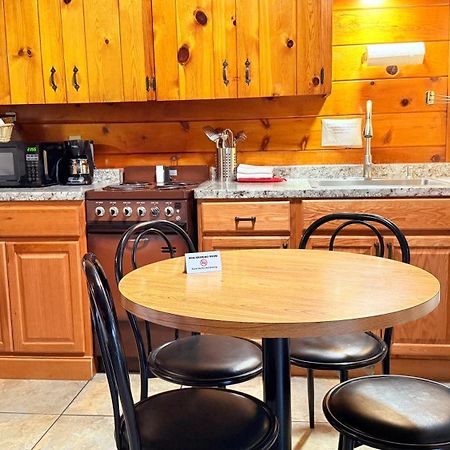 Apple Inn Motel Chelan Dış mekan fotoğraf