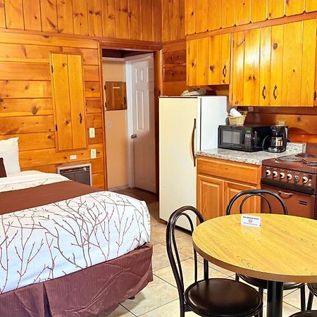 Apple Inn Motel Chelan Dış mekan fotoğraf