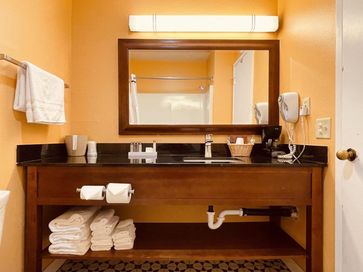 Apple Inn Motel Chelan Dış mekan fotoğraf