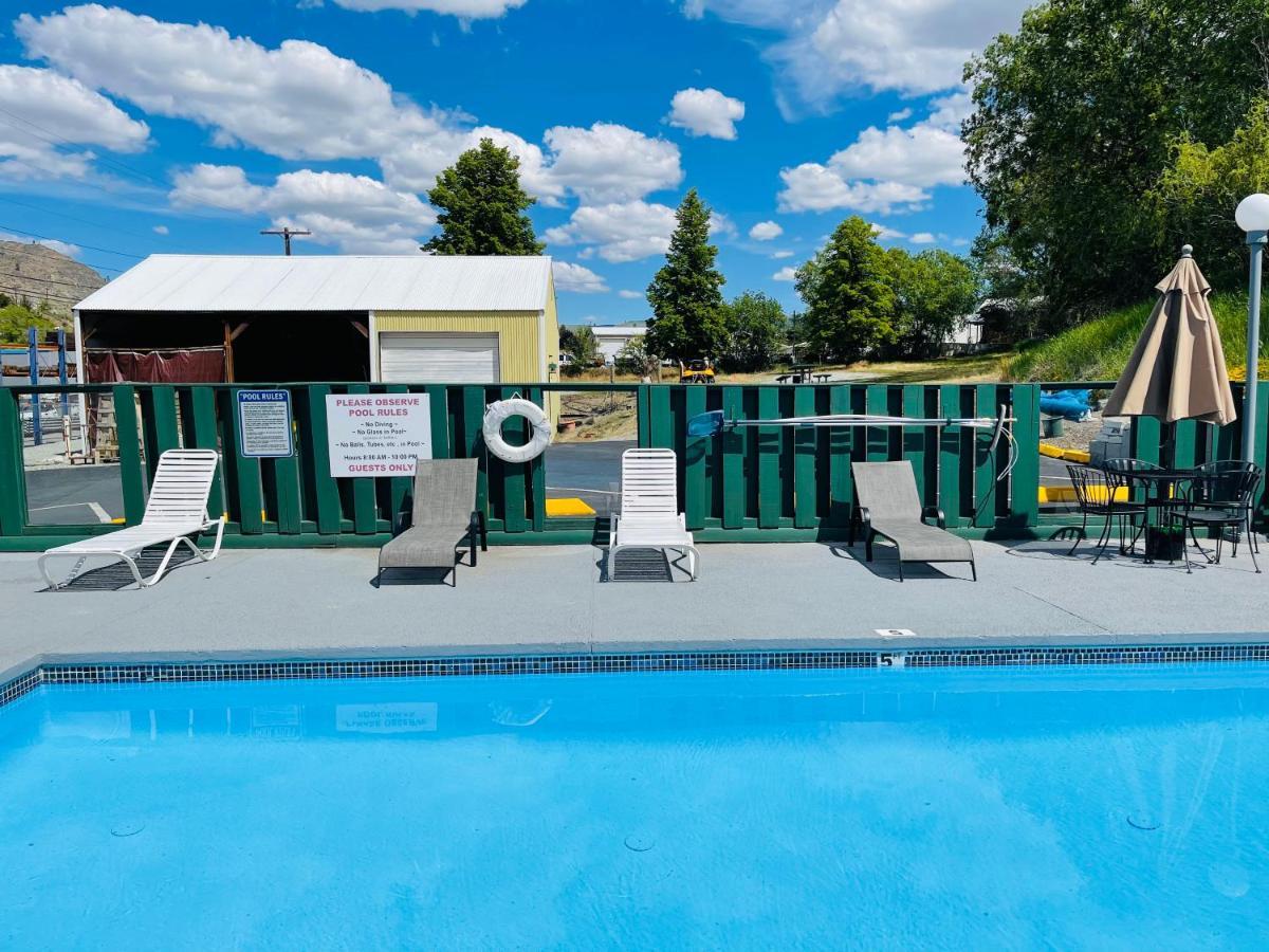 Apple Inn Motel Chelan Dış mekan fotoğraf