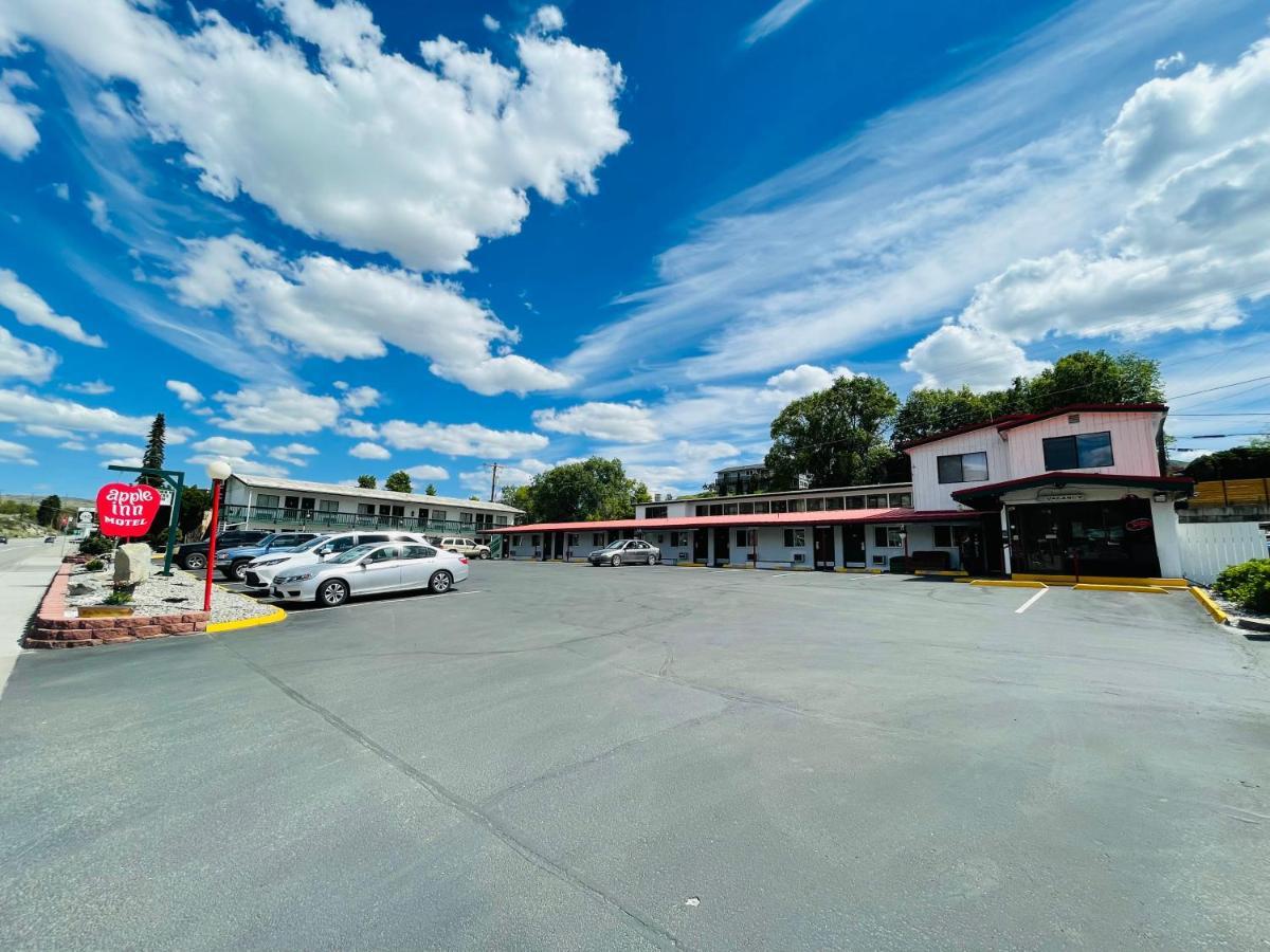 Apple Inn Motel Chelan Dış mekan fotoğraf